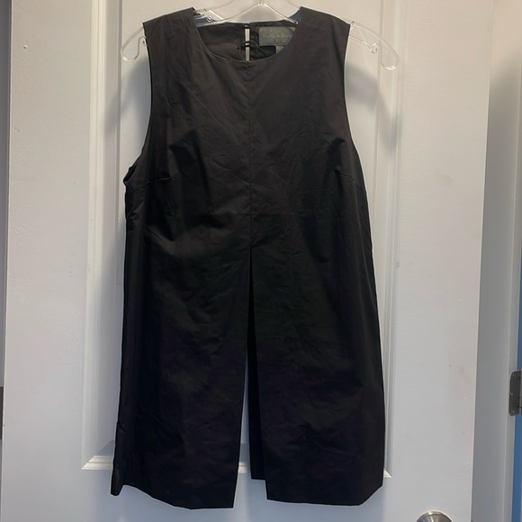 Sunday in Brooklyn Tops - Black pullover vest